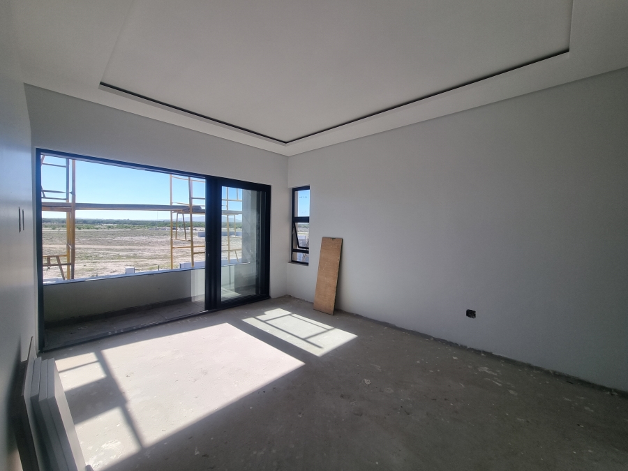 5 Bedroom Property for Sale in Sandown Western Cape